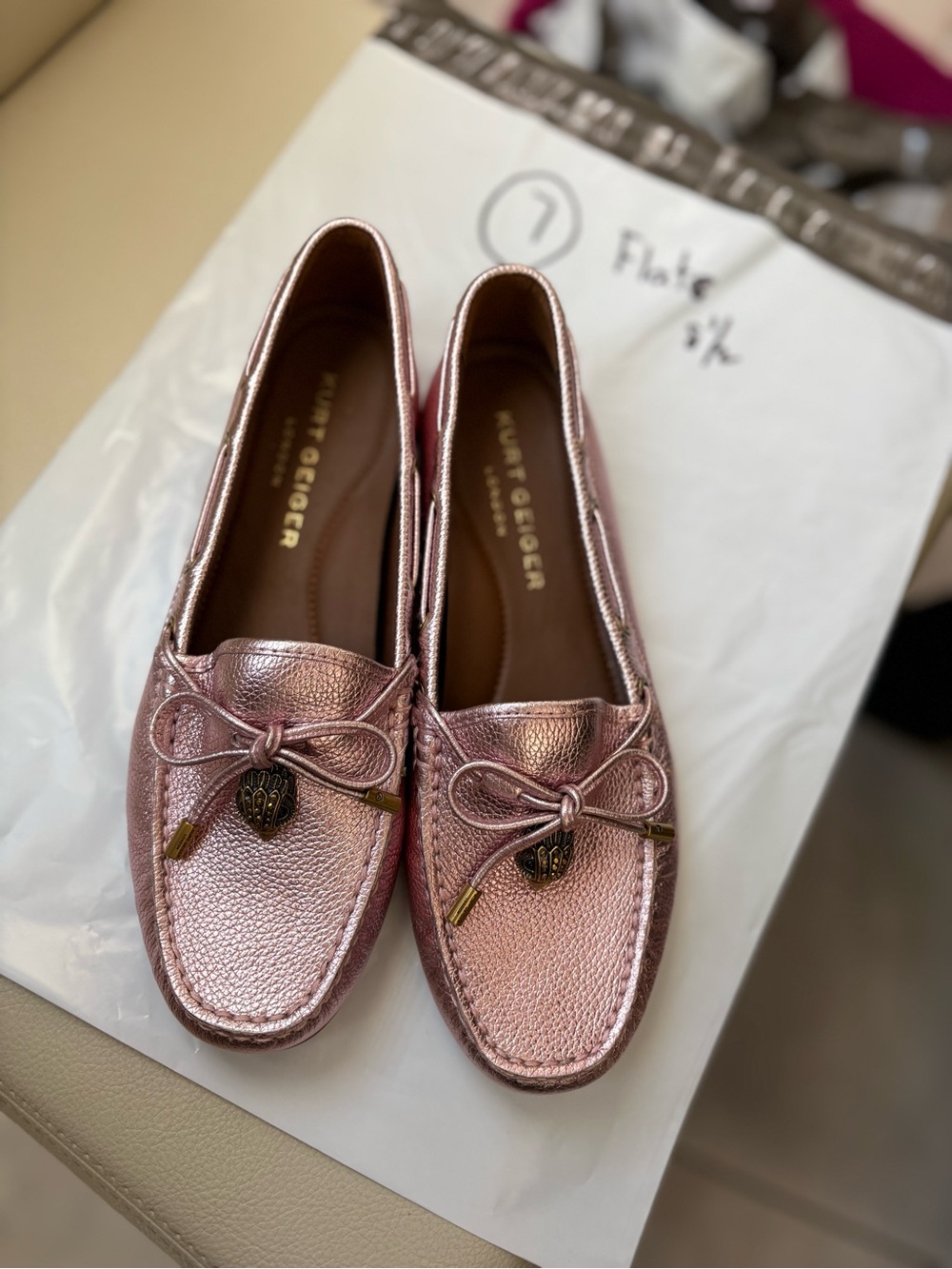 Kurt Geiger woman's pink metallic driving shoes - Picture 2 of 8